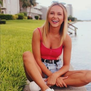 Meet your Posher, Maria